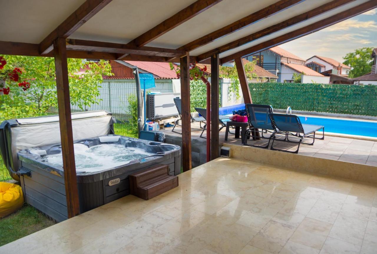 Casa Gabrielle Βίλα Călimăneşti Εξωτερικό φωτογραφία